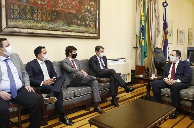 Governador Paulo Camara recebe executivos do grupo Edson Queiroz5